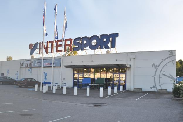 0925_intersport.jpg