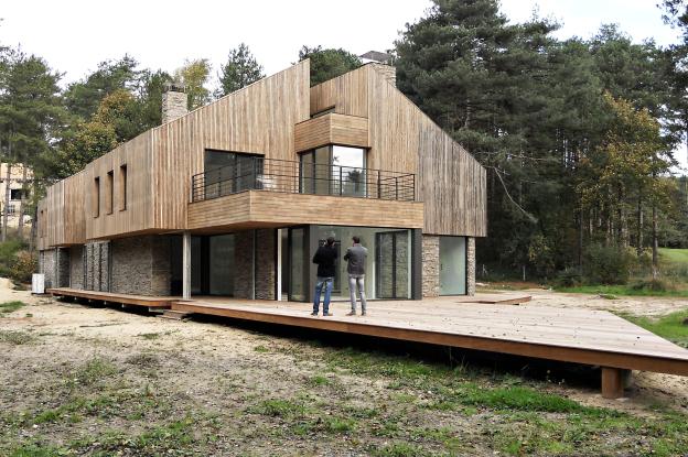 MAISON V