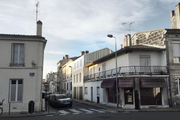 vue_depuis_la_place-2.jpg