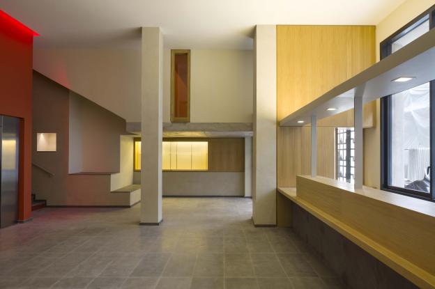 le hall sur la rue de Richelieu
