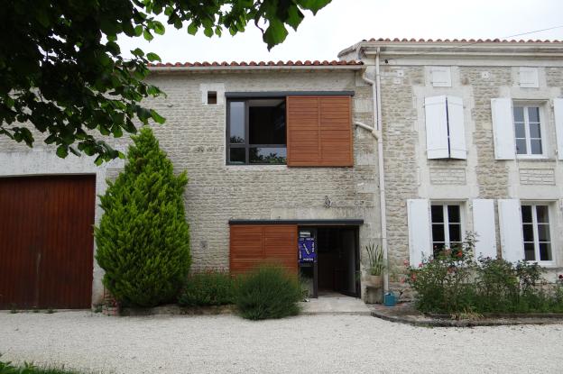 ARCHI D'ICI - Aménagement du bureau de l'agence et d'un hall dans l'ancienne éta