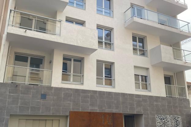 facade.jpg