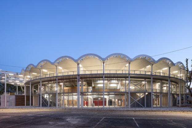 arenes_de_lunel_-_luc_01_-_bd.jpg