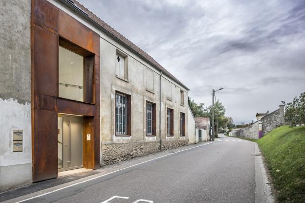 LOGEMENTS - ECOLE MONNEAUX