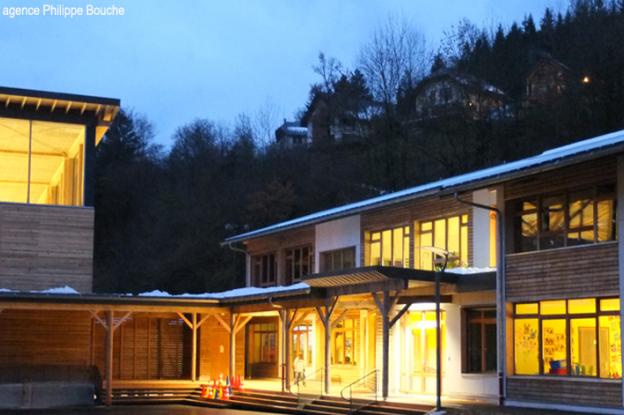 groupe_scolaire1.jpg