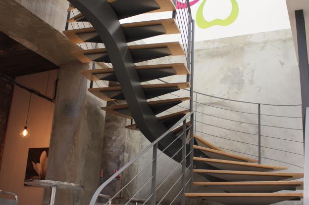 06_escalier_principal.jpg