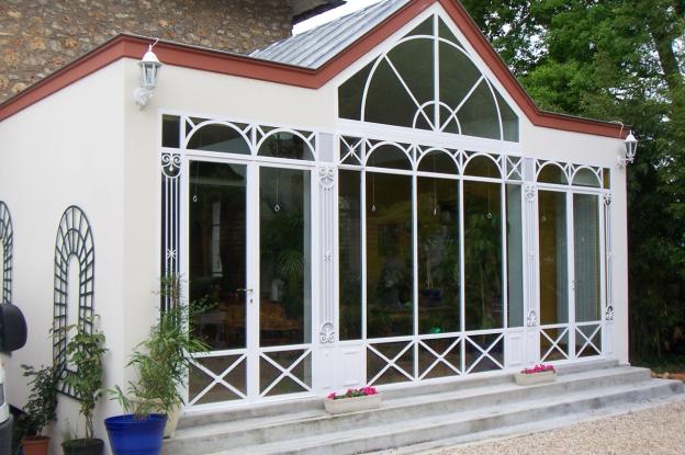 Extension de maison individuelle - verrière en acier 