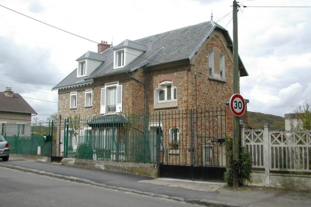 Extension et rénovation complète d'une maison individuelle en Pierre Meulière