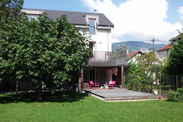Terrasse pour bassin