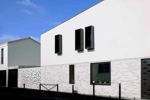 Façade rue Lavigerie