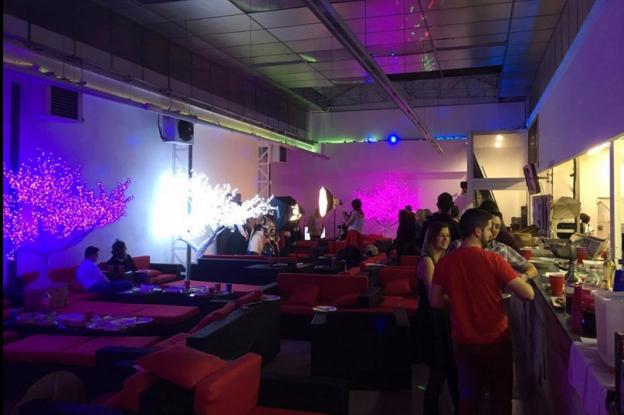 Rénovation et transformation d'un ancien entrepôt en restaurant