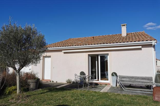 Extension pour création d'un garage et aménagement du garage existant en suite p