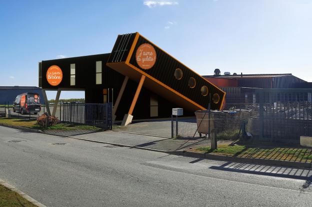Extension des bureaux en containers maritimes
