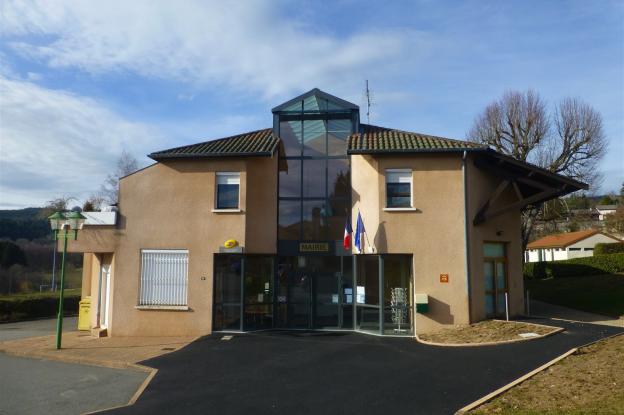 Entrée de la Mairie après travaux