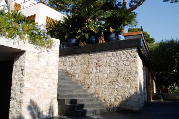 Rénovation Villa Cap Martin, architecture intérieure, jardin, création garage
