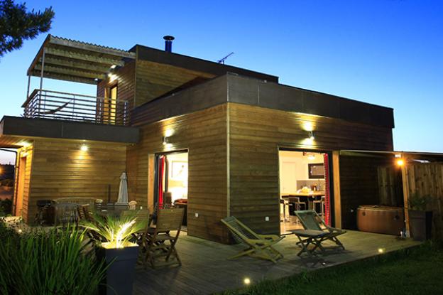Maison ERIKA Vue exterieure nocturne