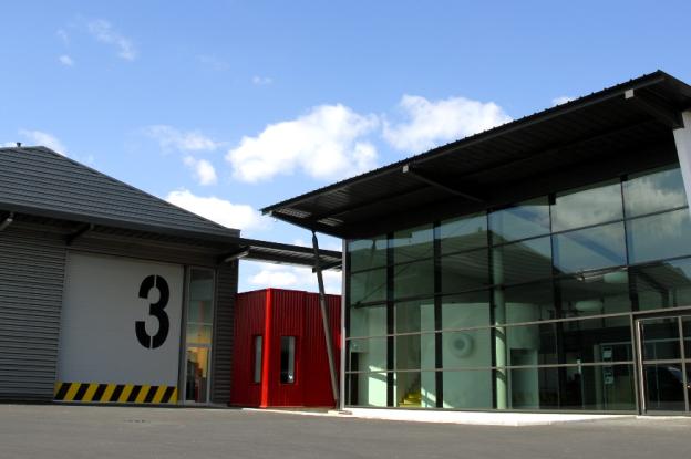 Construction d'ateliers et de bureaux