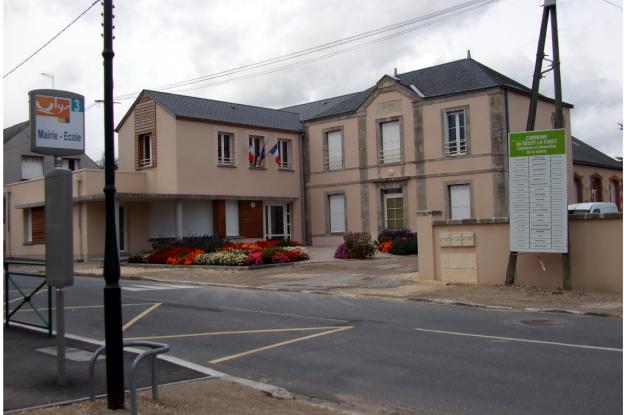 Vue de la rue de la mairie