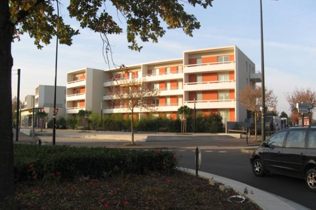 NANTES VIRGINIA-CÔTÉ RUE