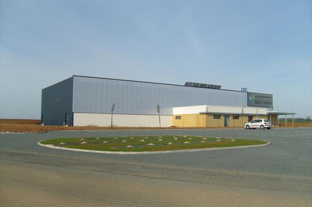SALLE OMNISPORTS  Communauté de Communes du Pays de Fontenay le Comte
