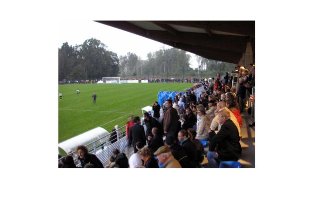 COMPLEXE SPORTIF - Vue depuis les tribunes