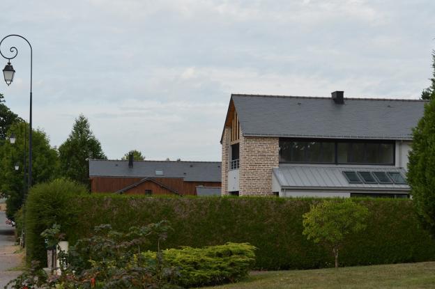 Composer entre le désir de modernité et les demandes de l'Architecte des Bâtimen
