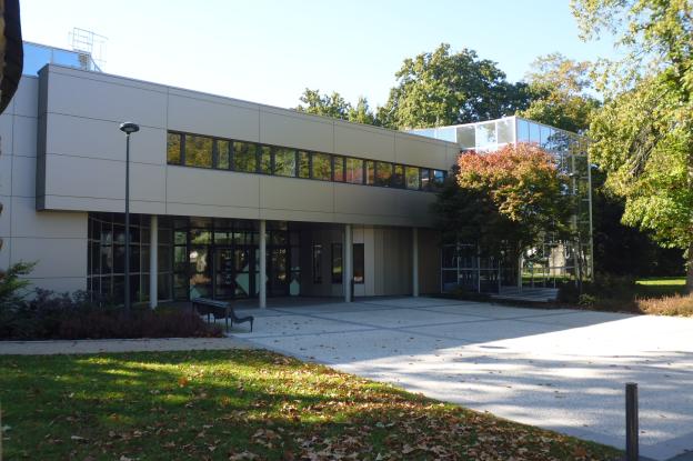 Entrée principale du centre culturel