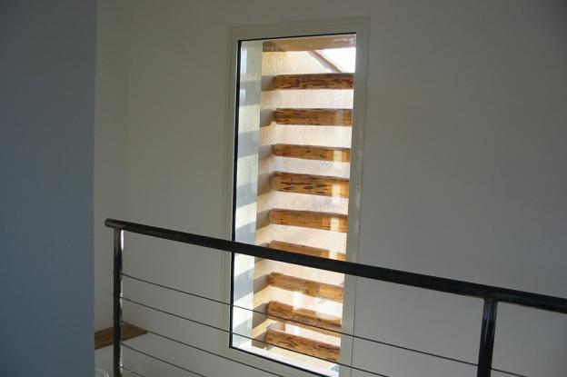 121-2136_img.jpg
