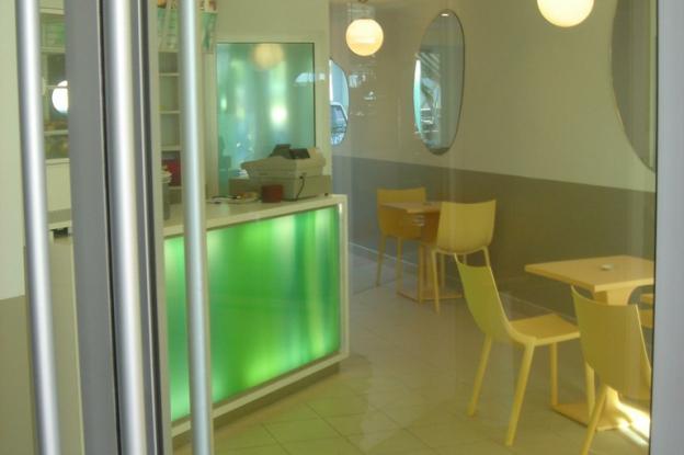 fast_food_light.jpg