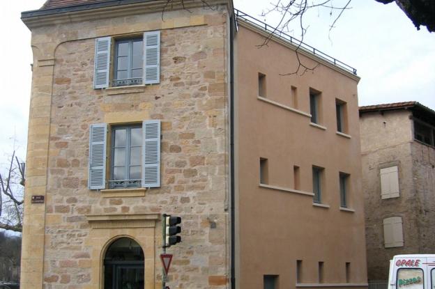 facade_cir_1.jpg