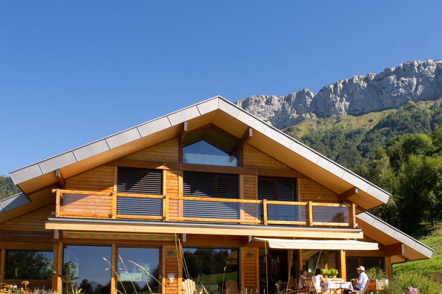 AD-Chalet bioclimatique Dingy-St-Clair-Façade Sud