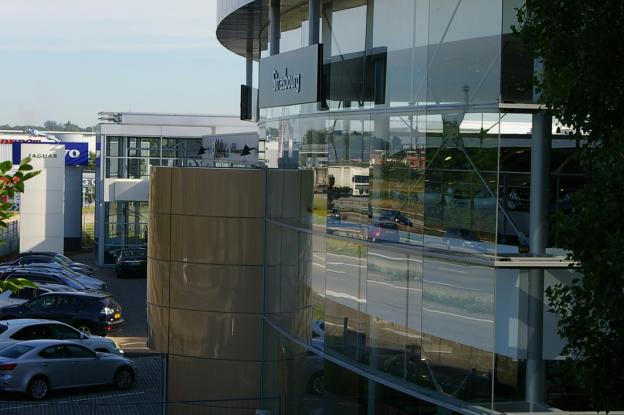 Ensemble de Concessions Automobile - 67000 STRASBOURG