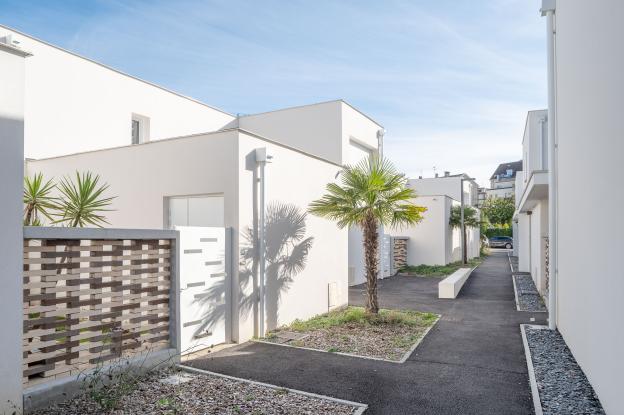 LES PATIOS D’ACHILLE  12 maisons individuelles 