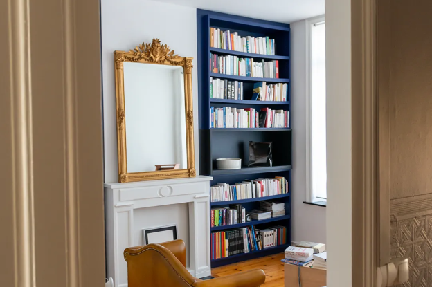 architecte-lille-maison-semi-bourgeoise-bibliotheque-decoration-luminaire