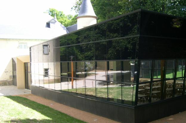 Salle de réception en extension du château