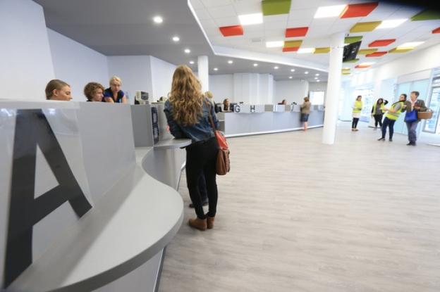 561x360_strasbourg-24-aout-2015-ouverture-nouvelle-agence-cts-centre-villen.jpg