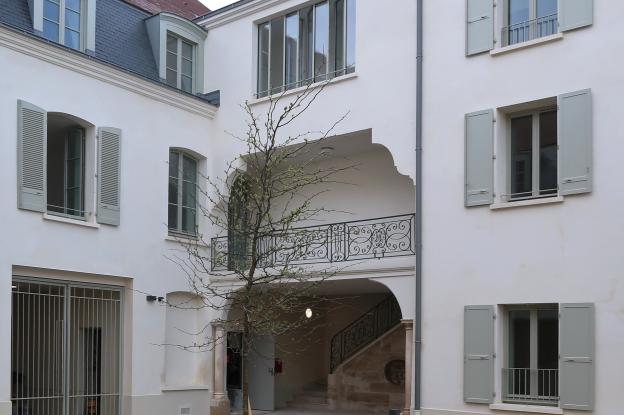 La cour habitée du 64 rue de Paris