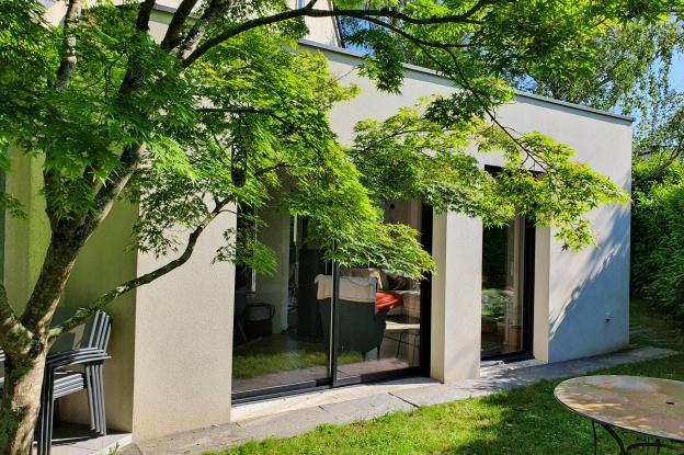 Extension de maison - agrandissement pièce de vis