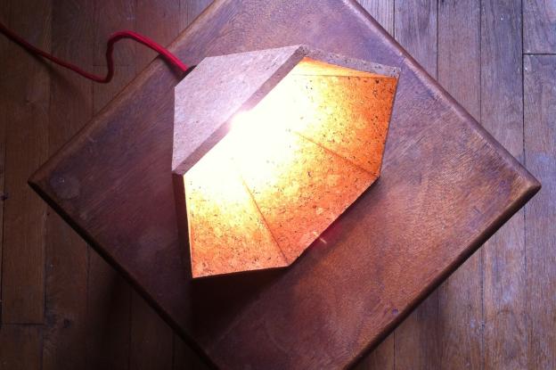 Photo lampe ©j.sage-thomas