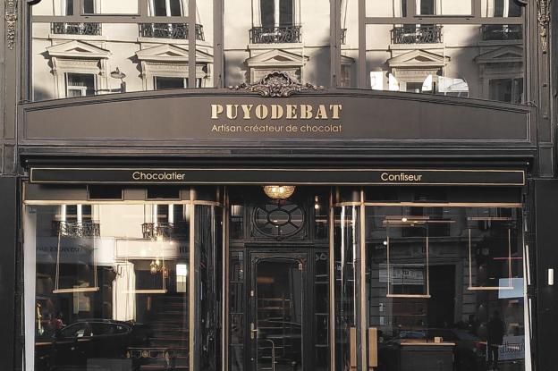 PUYODEBAT PARIS