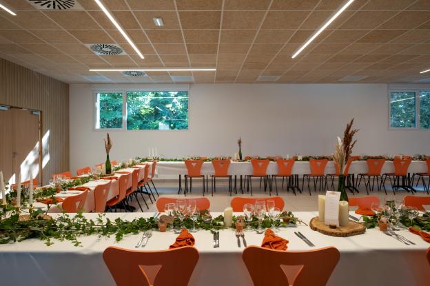 La salle en mode mariage