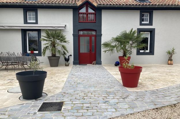 Nouvel accès à la maison depuis le portail principal