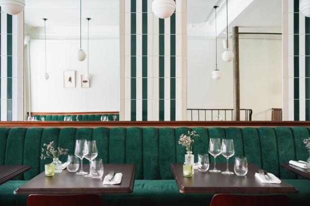 BANQUETTE