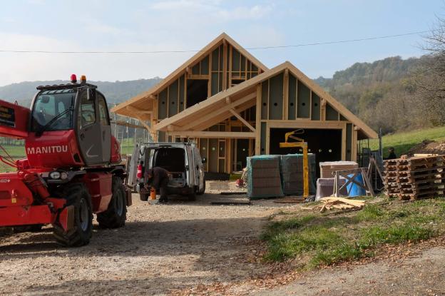 maison bioclimatique chantier vue extérieur