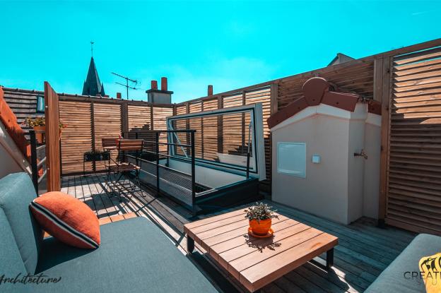 La terrasse, en regardant le Sud