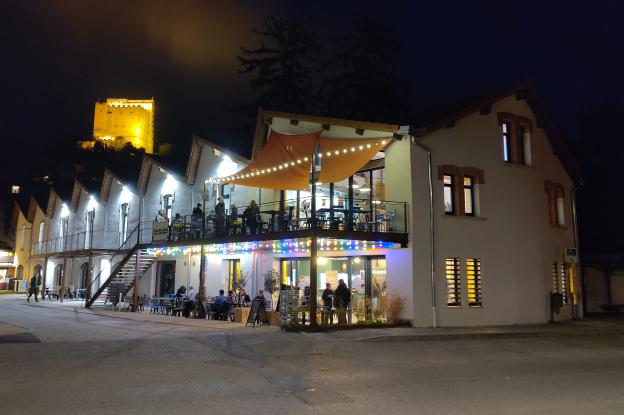 vue extérieure de nuit