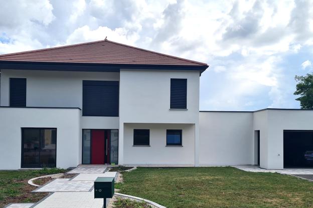 Maison individuelle - VIC-SUR-SEILLE