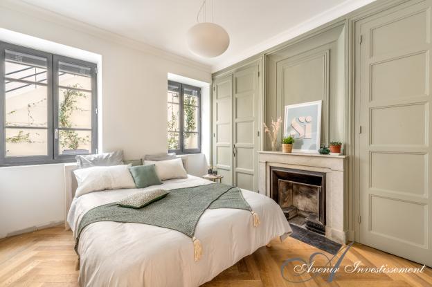 L'une des chambres de l'hôtel particulier