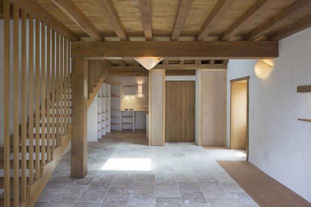 Vue intérieure du logement du gardien.