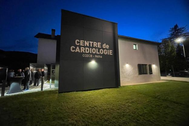 Ce projet comprend la rénovation du bâtiment existant et la cnstruction d'une exxtension.